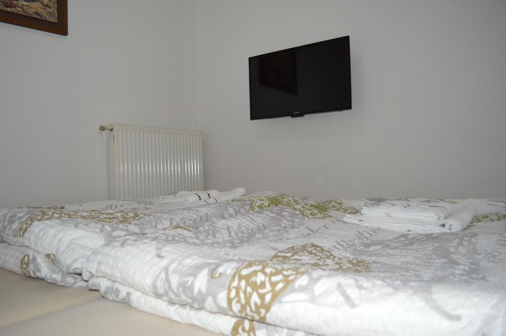 Rooms Aracic Slavonski Brod Exterior photo